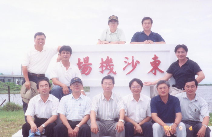 李忠潘教授2001-09-04於東沙島圖片